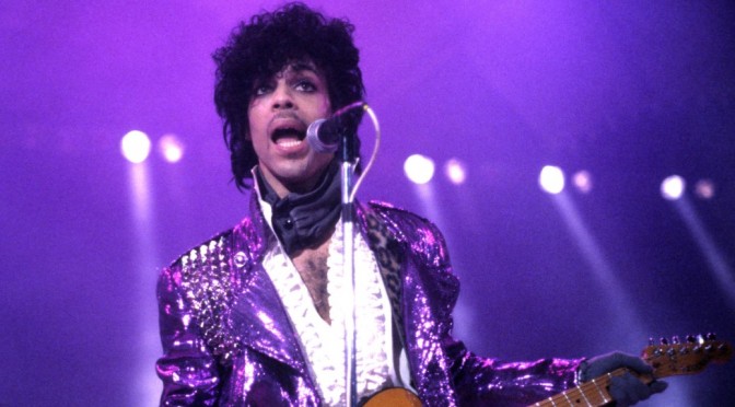 Prince performing in 1985